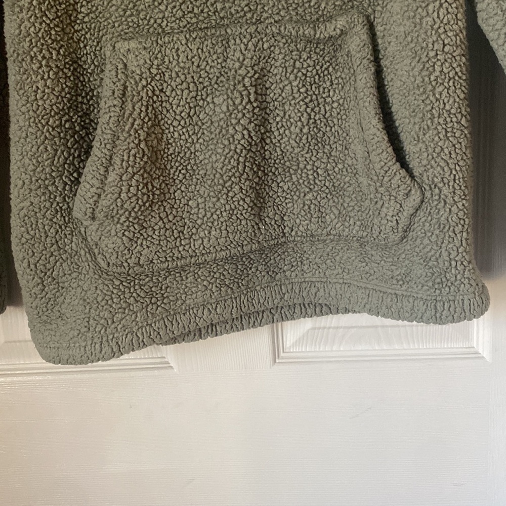 PINK Victoria secret pullover Sherpa sweatshirt - Picture 5 of 7